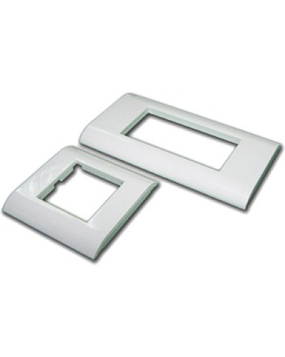 Накладка пластиковая TWT-FR45x90 в Махачкале Аксессуары для стоек и шкафов Pintop.ru