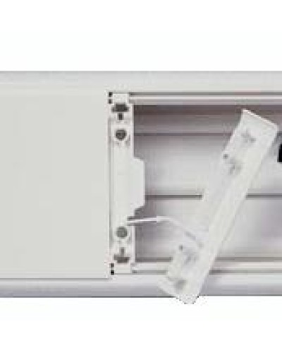 Накладка на стык крышек шириной 65 мм LEGRAND 010801 в Махачкале Аксессуары для кабель-канала Pintop.ru