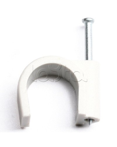 Скоба пластиковая с гвоздем, д.19 - 20мм DKC 52100 в Махачкале Крепеж Pintop.ru