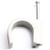 Скоба пластиковая с гвоздем, д.25 - 26мм DKC 52300