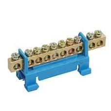 Шина PE "земля" с DIN-изолятором типа «Стойка» ШНИ-6х9-12-С-Ж IEK YNN10-69-12P-K05