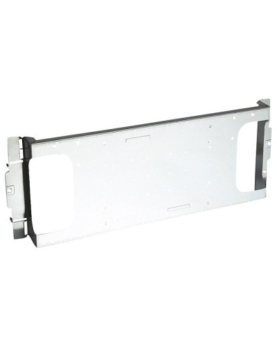 Пластина монтажная Legrand 020215 в Махачкале Аксессуары для стоек и шкафов Pintop.ru