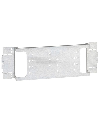 Пластина монтажная Legrand 020624 в Махачкале Аксессуары для стоек и шкафов Pintop.ru