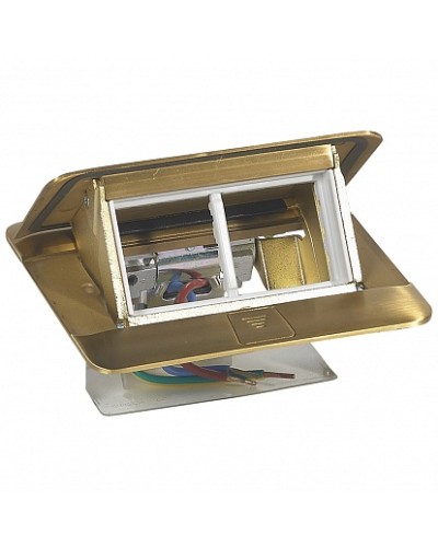 Блок розеточный выдвижной Legrand 054017 в Махачкале Блоки розеток Pintop.ru