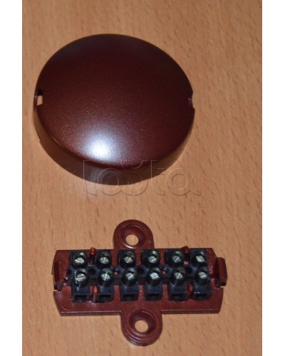 Коробка Комплектстройсервис УК-2П с клеммником на 6 контактов в Махачкале Распределительные коробки Pintop.ru