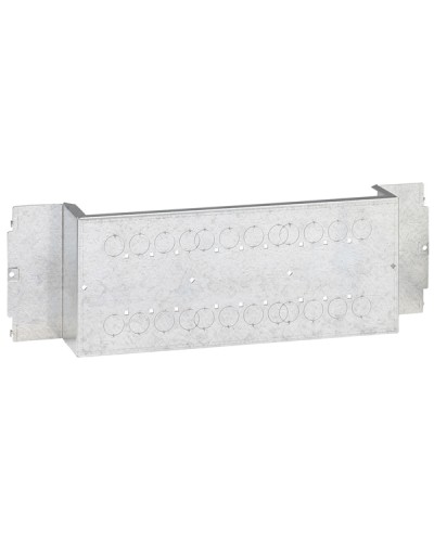 Пластина монтажная Legrand 020605 в Махачкале Аксессуары для стоек и шкафов Pintop.ru